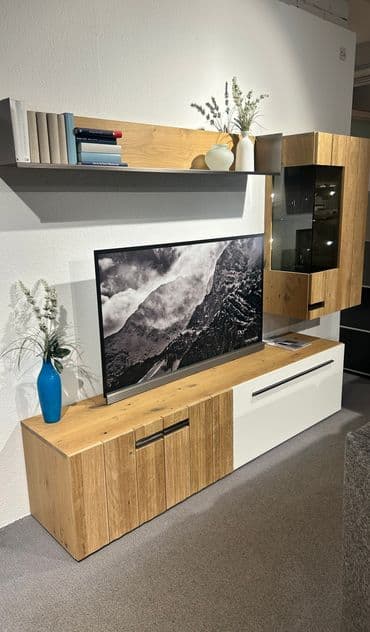 Wohnwand Galvino - Hintergrundbild