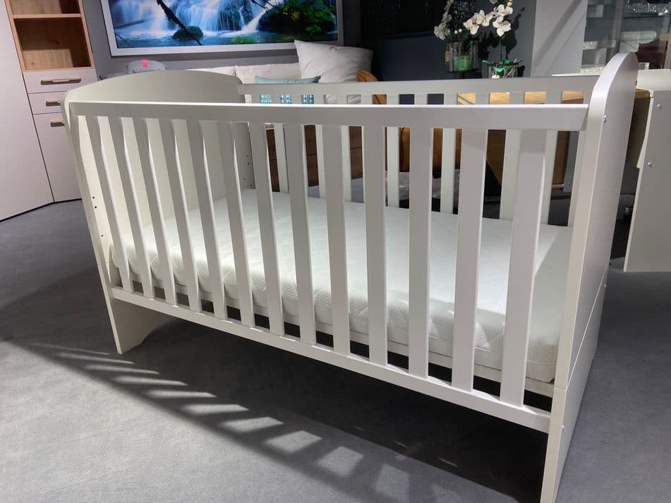 Babybett umbaubar - Bild 1